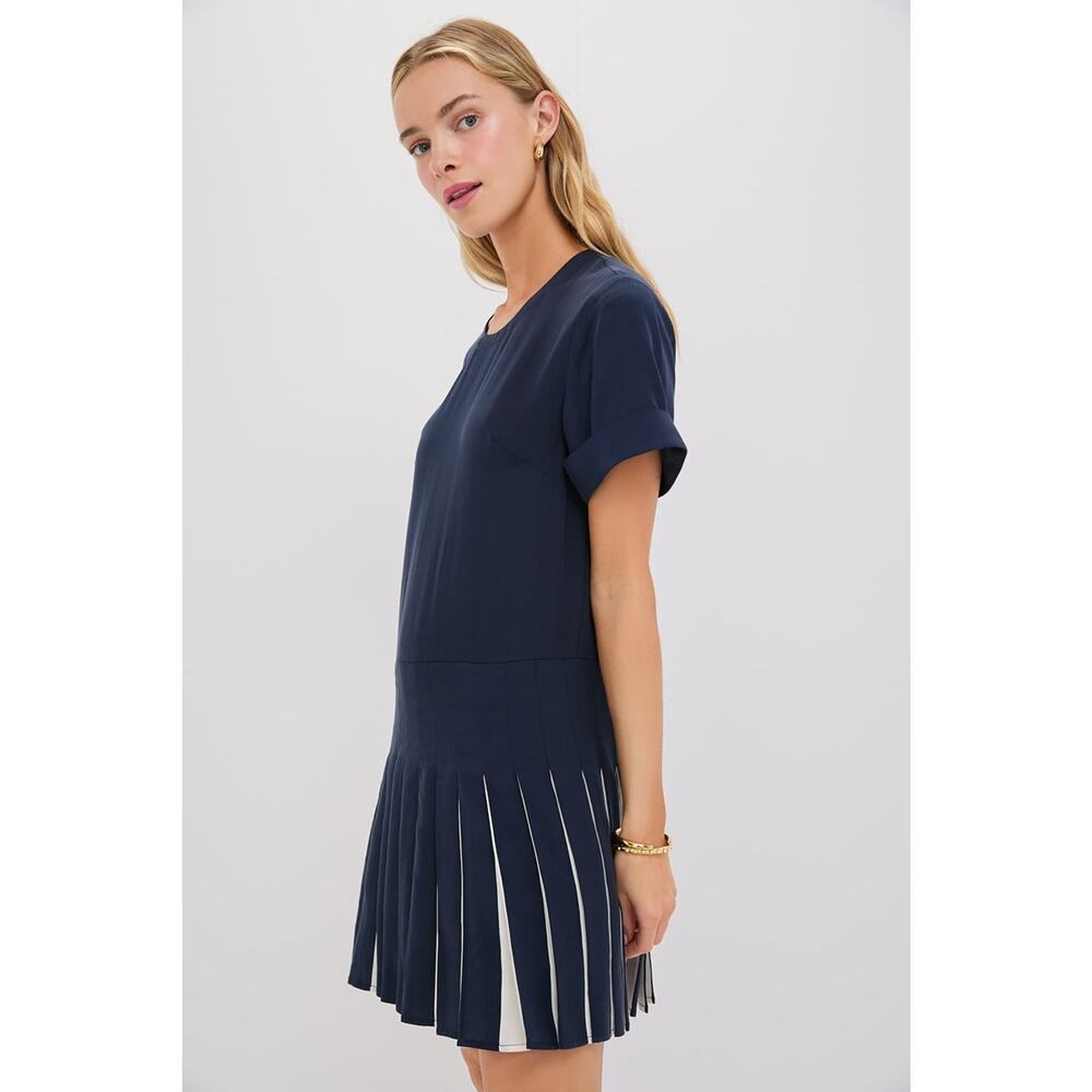 TUCKERNUCK Navy Pleated Liza Dress Size L NWT Retail $248 Tuckernuck - Picture 5 of 7